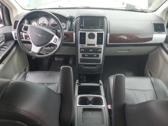 Photo 8 from auction – 2010 CHRYSLER TOWN & COU with VIN 2A4RR8DX8AR375106