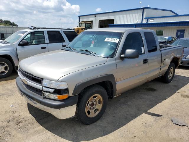 CHEVROLET SILVERADO 2000 with VIN 1GCEC19W1YZ330408 - Photo from auction