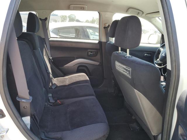 Photo 11 from auction – 2011 MITSUBISHI OUTLANDER with VIN JA4AS2AW8BU011721