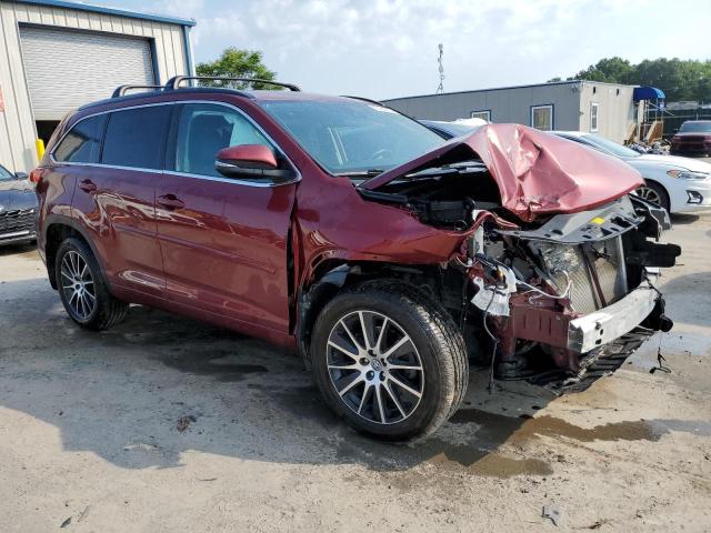 Photo 4 from auction – 2018 TOYOTA HIGHLANDER with VIN 5TDJZRFH3JS561190