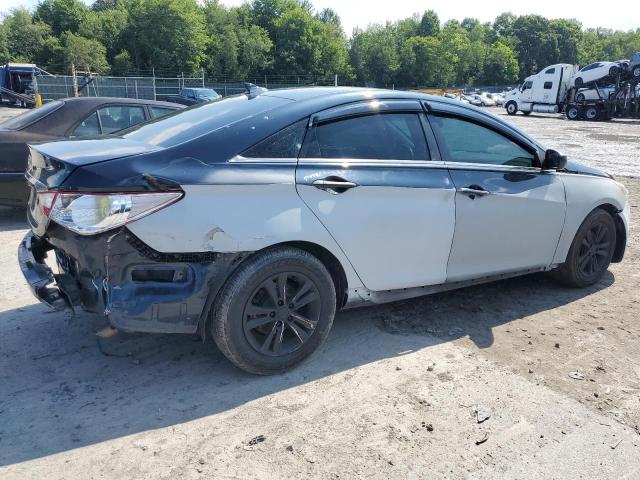 Photo 3 from auction – 2013 HYUNDAI SONATA GLS with VIN 5NPEB4AC8DH748875