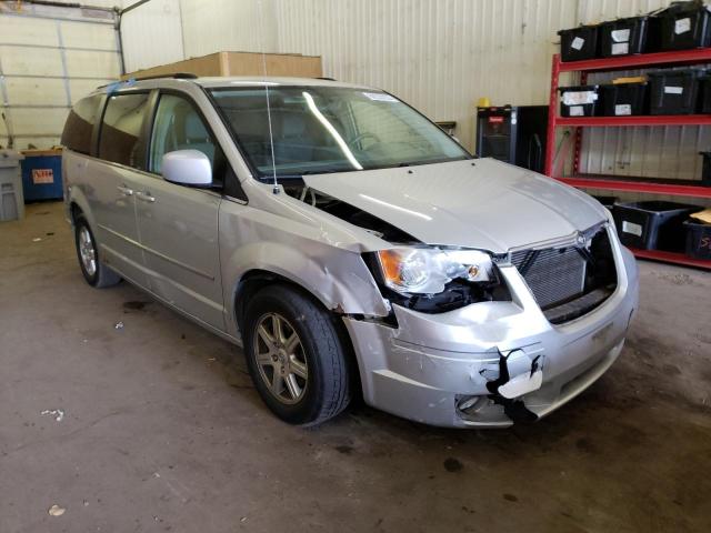 Photo 4 from auction – 2010 CHRYSLER TOWN & COU with VIN 2A4RR5D10AR243502