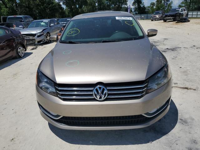 Photo 5 from auction – 2015 VOLKSWAGEN PASSAT SE with VIN 1VWBS7A35FC022701