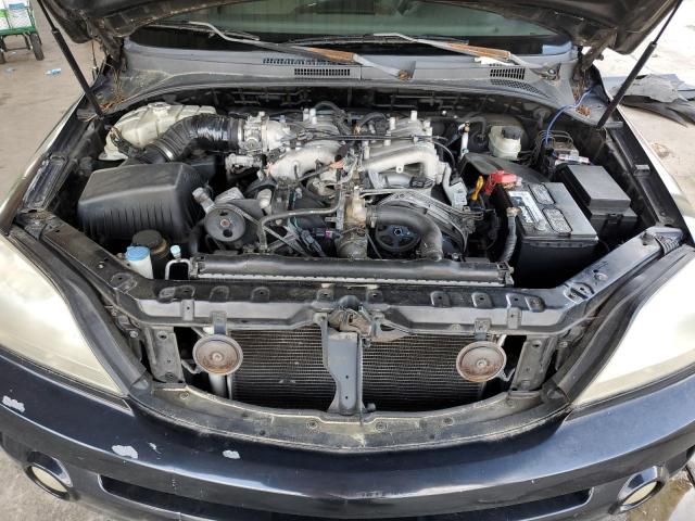 Photo 11 from auction – 2004 KIA SORENTO EX with VIN KNDJD733745205668