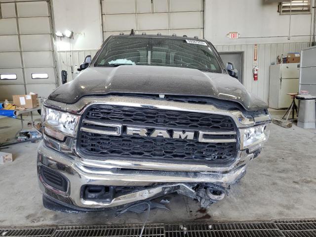 Photo 5 from auction – 2022 RAM 2500 TRADE with VIN 3C6UR5CL7NG350312