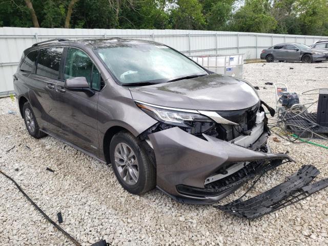 Photo 4 from auction – 2021 TOYOTA SIENNA LE with VIN 5TDKRKEC2MS058336