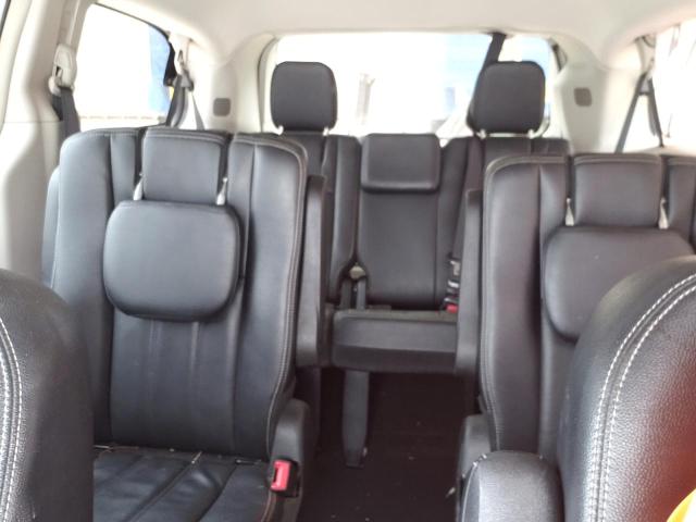 Photo 10 from auction – 2016 CHRYSLER TOWN & COU with VIN 2C4RC1BG7GR268705