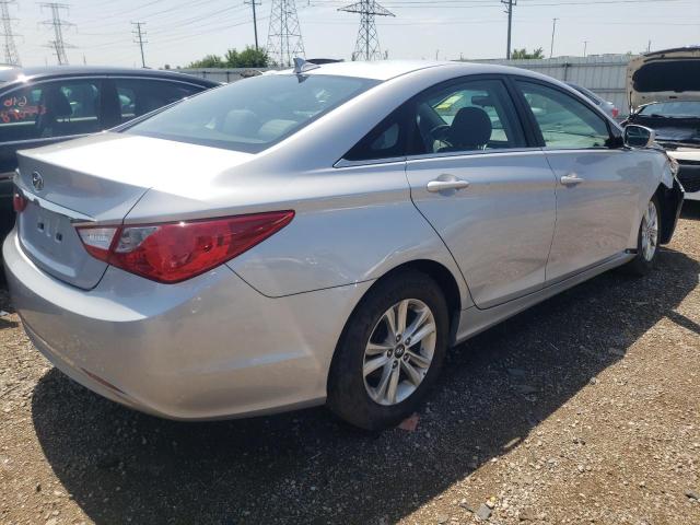 Photo 3 from auction – 2011 HYUNDAI SONATA GLS with VIN 5NPEB4AC0BH225492