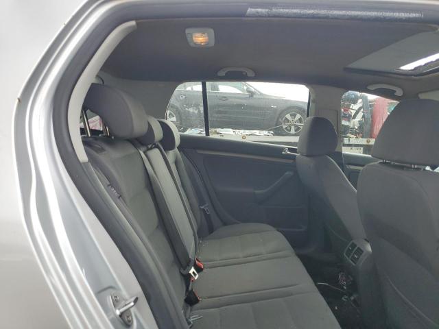 Photo 10 from auction – 2007 VOLKSWAGEN RABBIT with VIN WVWDR91KX7W059995