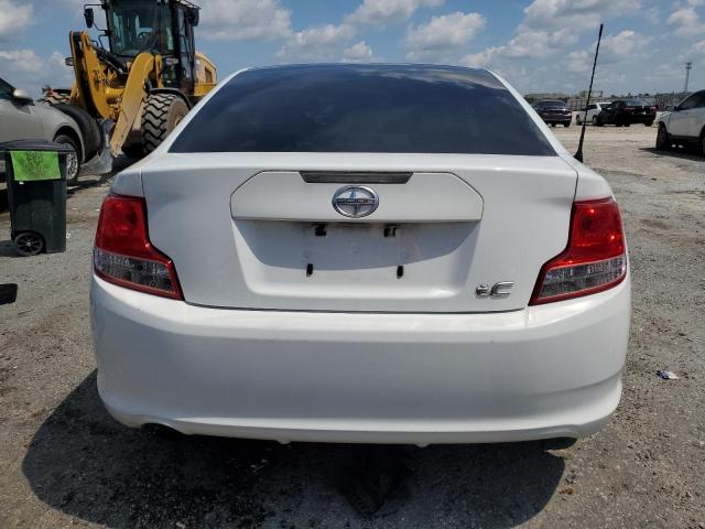 Photo 6 from auction – 2011 TOYOTA SCION TC with VIN JTKJF5C70B3002527
