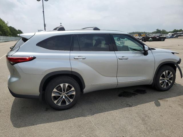 Photo 3 from auction – 2022 TOYOTA HIGHLANDER with VIN 5TDGZRBH6NS560816