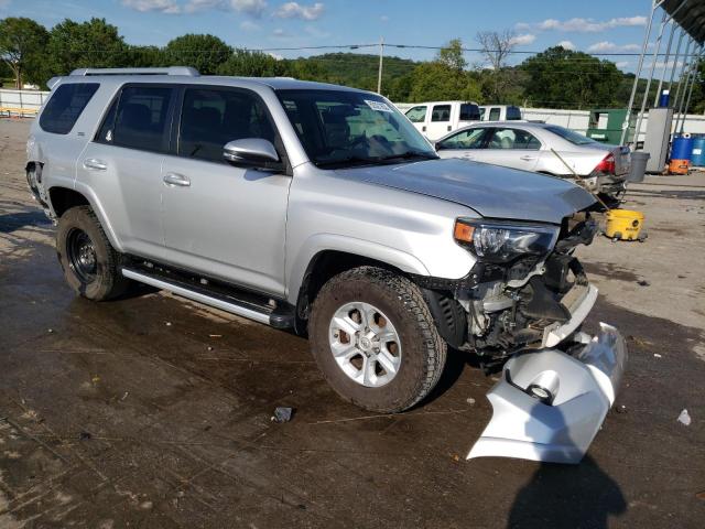 Photo 4 from auction – 2017 TOYOTA 4RUNNER SR with VIN JTEBU5JR1H5420318