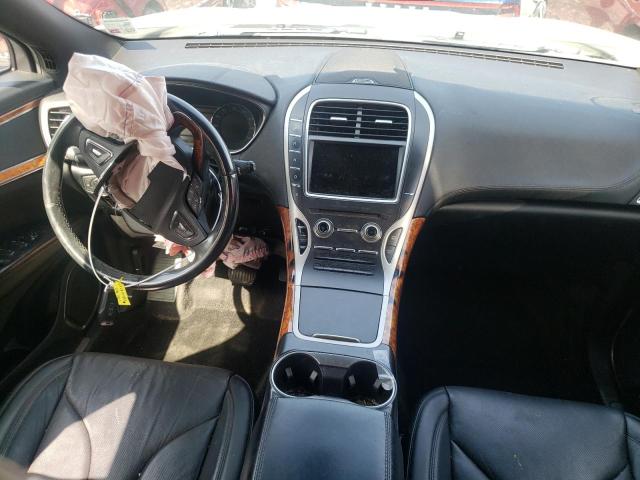Photo 8 from auction – 2010 LINCOLN MKT with VIN 2LMHJ5AT2ABJ14488