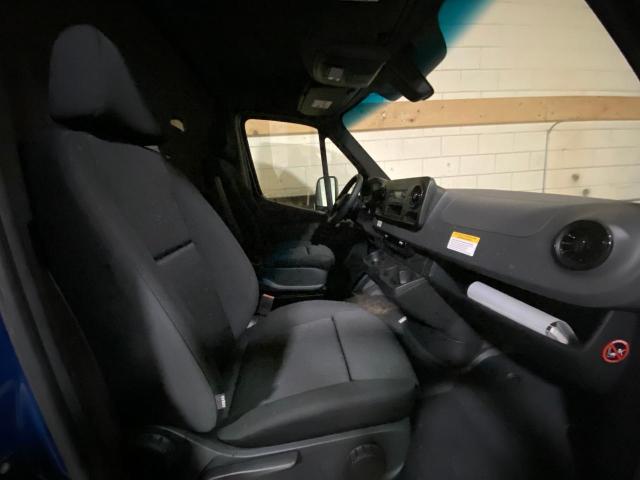 Photo 5 from auction – 2019 MERCEDES-BENZ SPRINTER 3 with VIN WDAPF3CD9KN037537