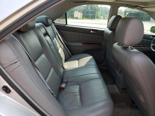 Photo 10 from auction – 2004 TOYOTA CAMRY LE with VIN 4T1BE32K74U268824