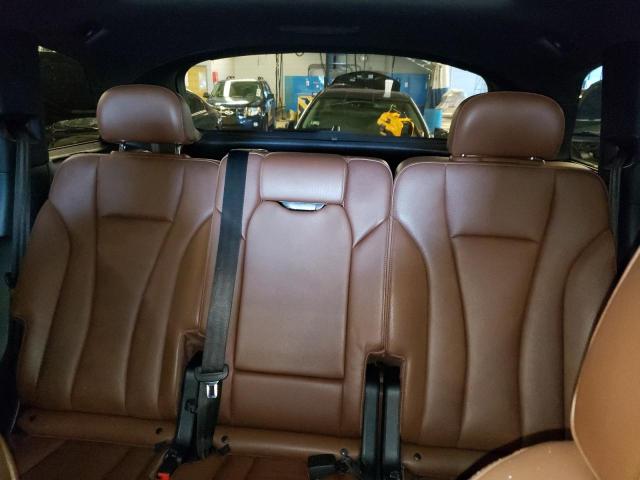 Снимка 10 от търг – 2017 AUDI Q7 PREMIUM с VIN WA1LAAF77HD005263