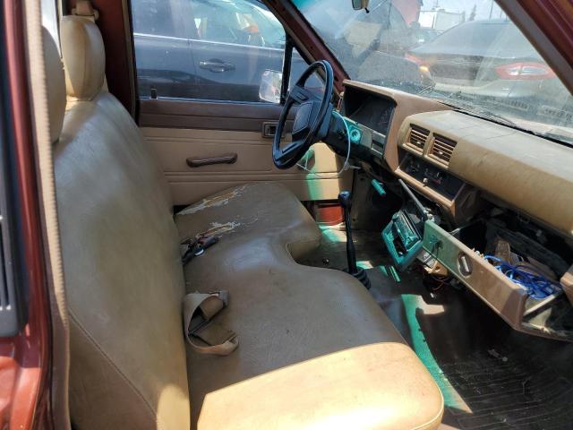 Photo 10 from auction – 1984 TOYOTA PICKUP 1/2 with VIN JT4RN55D0E5022138