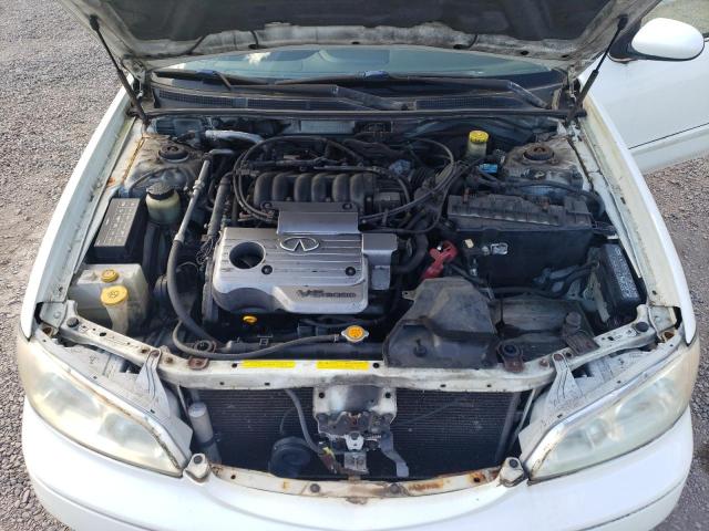Photo 11 from auction – 2001 INFINITI I30 with VIN JNKCA31A01T040337
