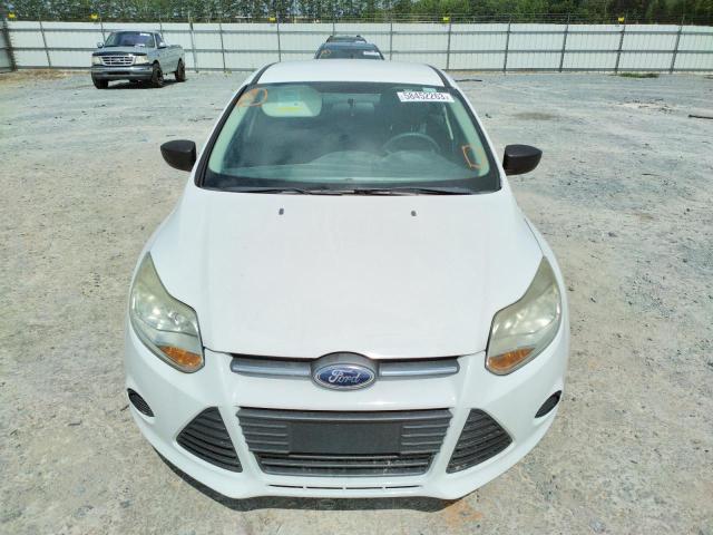 Photo 5 from auction – 2014 FORD FOCUS S with VIN 1FADP3E24EL272328