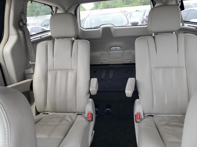 Photo 10 from auction – 2016 CHRYSLER TOWN & COU with VIN 2C4RC1BG8GR189494