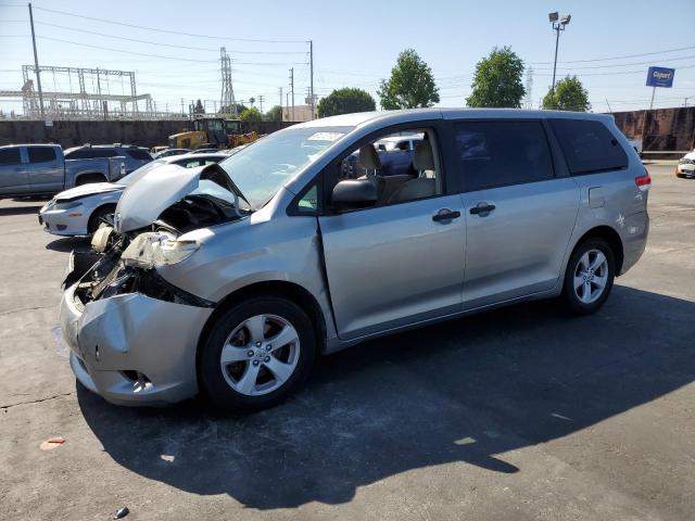 TOYOTA SIENNA BAS 2011 con VIN 5TDKA3DC7BS008771 - Foto de la subasta