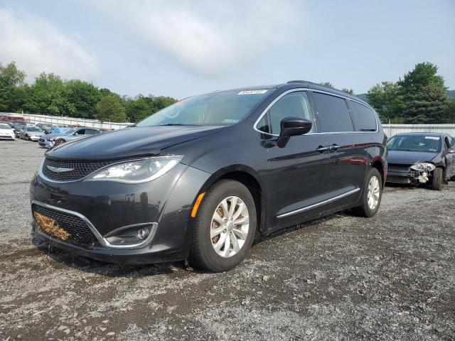 CHRYSLER PACIFICA T 2017 with VIN 2C4RC1BG5HR530271 - Photo from auction