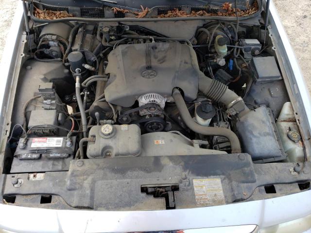 Photo 11 from auction – 2002 MERCURY GRAND MARQ with VIN 2MEFM74W72X625620