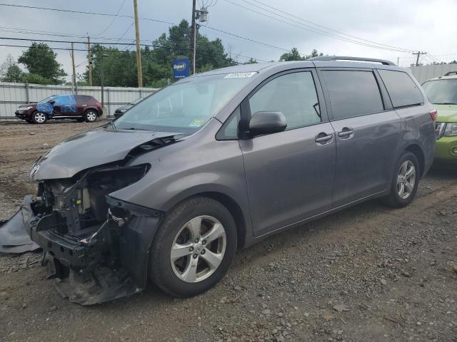 TOYOTA SIENNA LE 2016 with VIN 5TDKK3DC2GS697784 - Photo from auction
