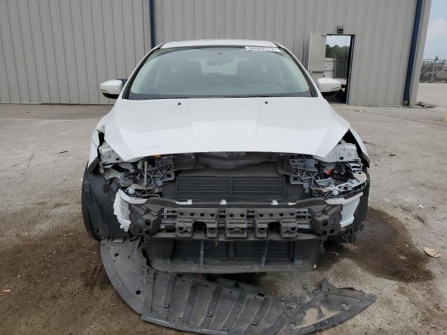 Photo 5 from auction – 2015 FORD FOCUS SE with VIN 1FADP3K29FL372317