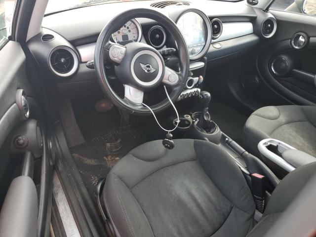 Photo 8 from auction – 2010 MINI COOPER with VIN WMWMF3C54ATZ61044