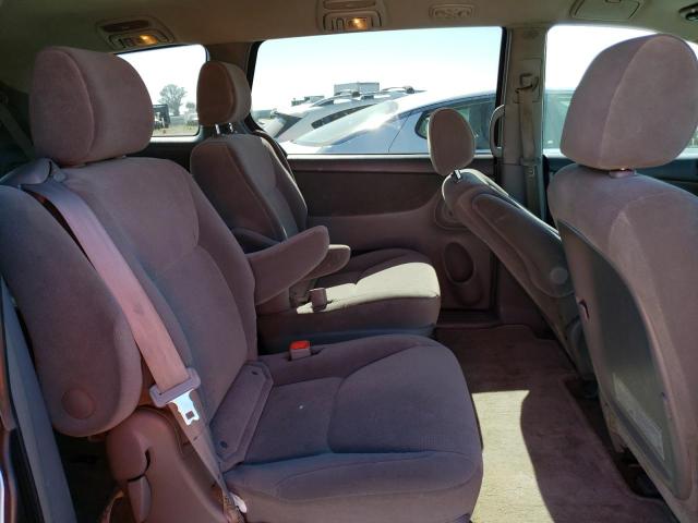Photo 11 from auction – 2005 TOYOTA SIENNA CE with VIN 5TDZA23C05S320722