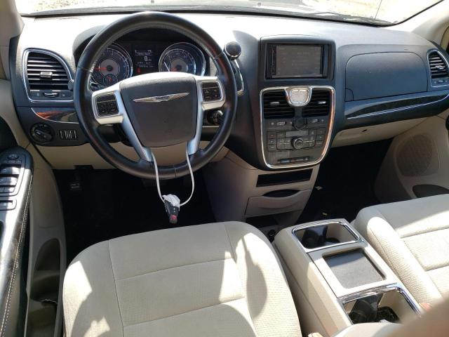 Photo 8 from auction – 2011 CHRYSLER TOWN & COU with VIN 2A4RR5DG2BR745899
