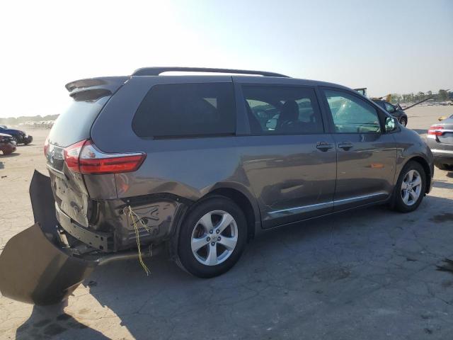 Photo 3 from auction – 2017 TOYOTA SIENNA LE with VIN 5TDKZ3DC3HS810977