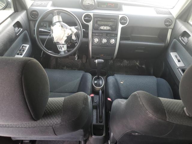 Photo 8 from auction – 2006 TOYOTA SCION with VIN JTLKT324464089417