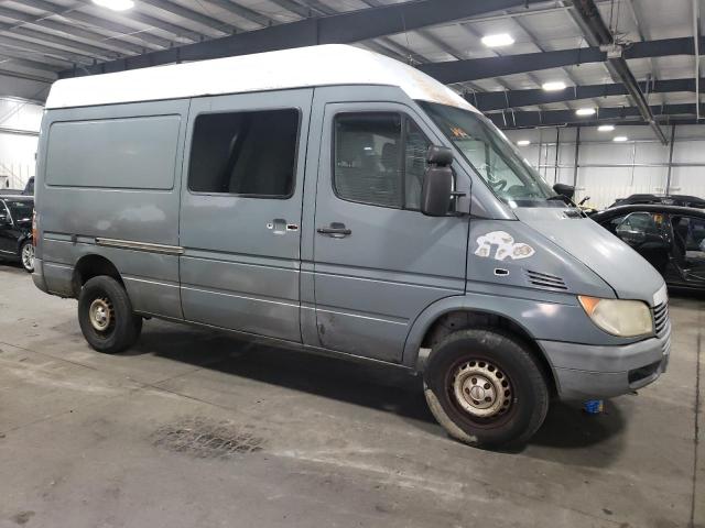 Photo 4 from auction – 2003 SPRINTER 2500 SPRIN with VIN WD2YD641835431642