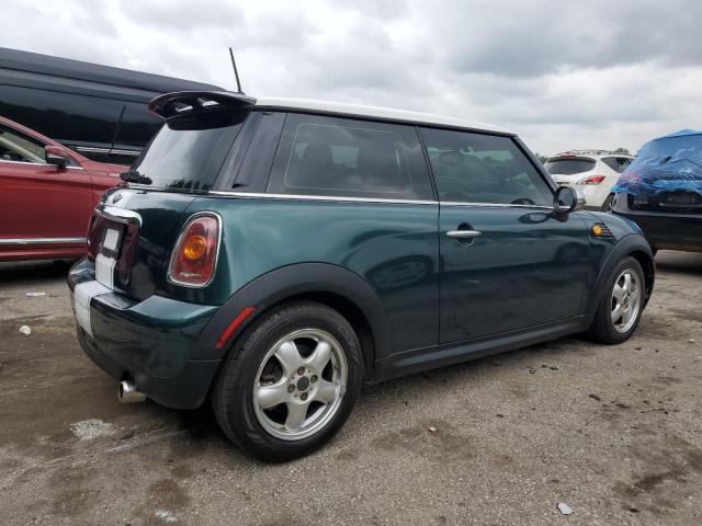 Photo 3 from auction – 2008 MINI COOPER with VIN WMWMF33548TT66883