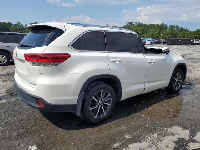 صورة رقم 3 من المزاد - 2017 TOYOTA HIGHLANDER مع VIN 5TDJZRFH3HS426852
