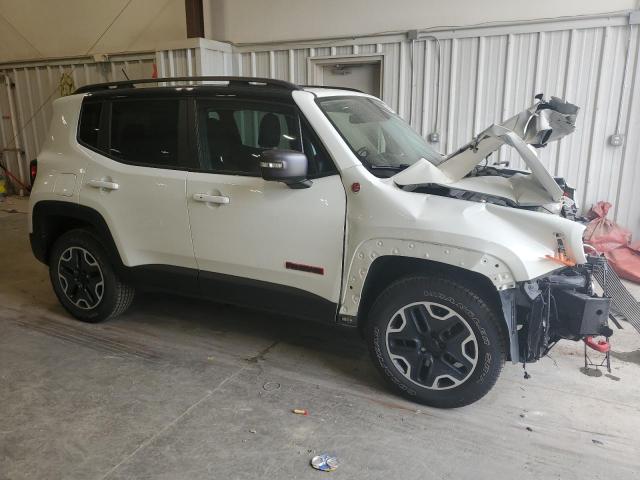 Photo 4 from auction – 2015 JEEP RENEGADE T with VIN ZACCJBCT0FPB53814