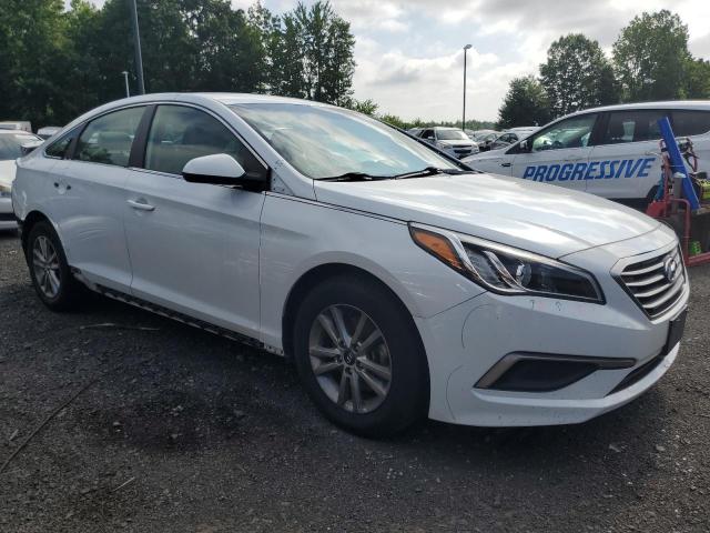 Photo 4 from auction – 2017 HYUNDAI SONATA SE with VIN 5NPE24AF5HH451420