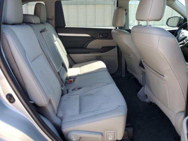 Photo 10 from auction – 2016 TOYOTA HIGHLANDER with VIN 5TDZKRFH6GS156098