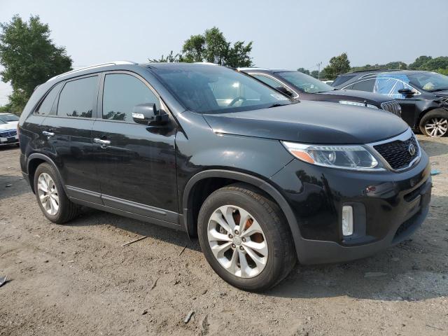 Photo 4 from auction – 2015 KIA SORENTO EX with VIN 5XYKU4A72FG651052