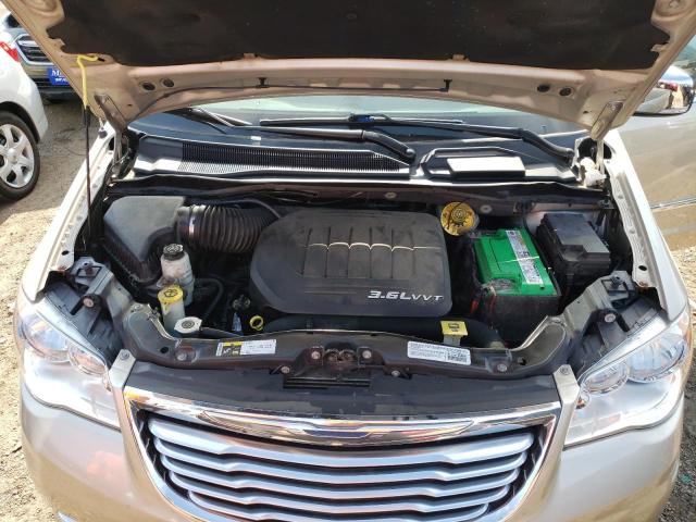 Photo 11 from auction – 2014 CHRYSLER TOWN & COU with VIN 2C4RC1CG3ER198289