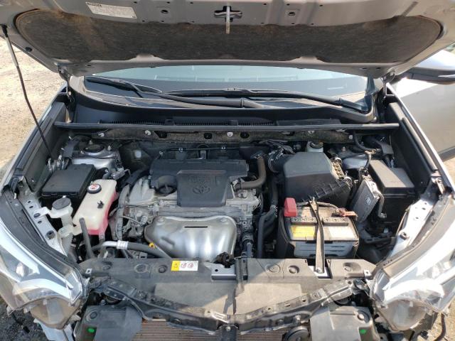 Photo 11 from auction – 2018 TOYOTA RAV4 LIMIT with VIN JTMDFREV4JJ195329