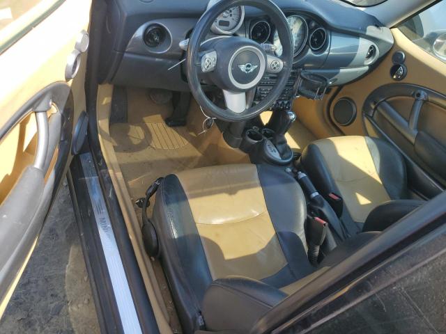 Photo 8 from auction – 2006 MINI COOPER with VIN WMWRC33546TK18387
