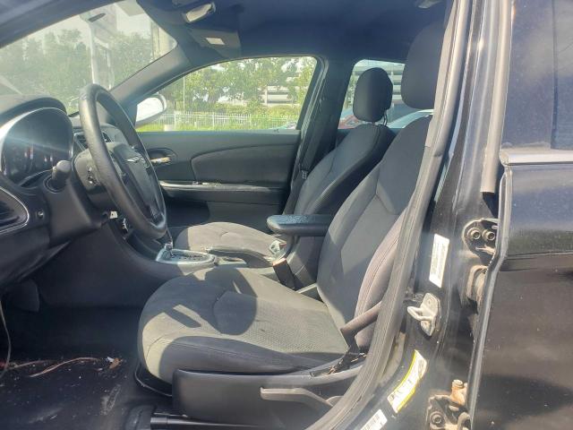 Photo 5 from auction – 2012 CHRYSLER 200 LX with VIN 1C3CCBAB3CN319937