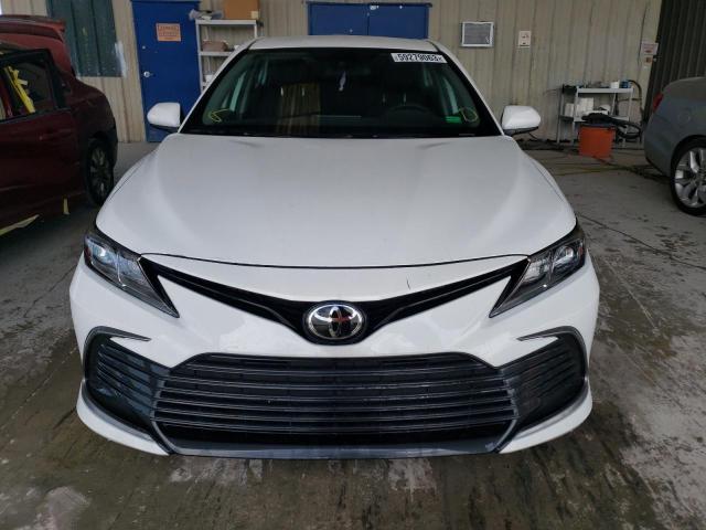Photo 5 from auction – 2023 TOYOTA CAMRY LE with VIN 4T1C11AK6PU720403