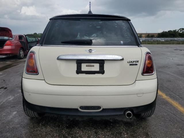 Photo 6 from auction – 2010 MINI COOPER S with VIN WMWMF3C50ATZ61204