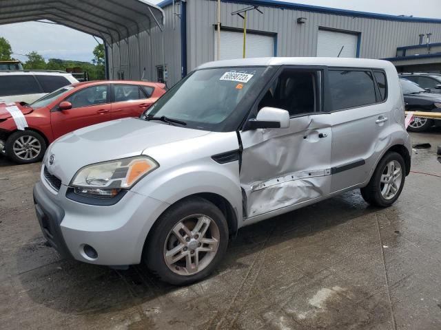 KIA SOUL + 2011 with VIN KNDJT2A27B7335841 - Photo from auction
