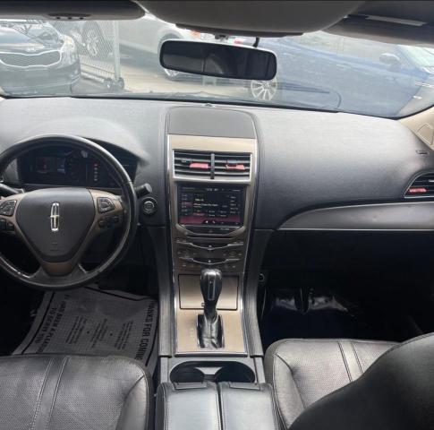 Photo 9 from auction – 2011 LINCOLN MKX with VIN 2LMDJ8JK8BBJ20580