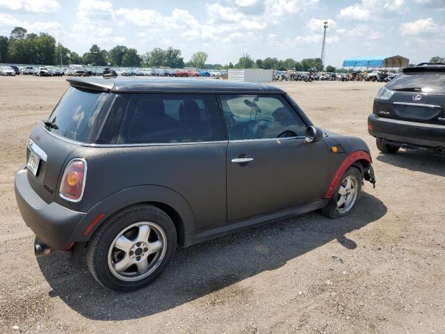Photo 3 from auction – 2008 MINI COOPER with VIN WMWMF33518TU64169